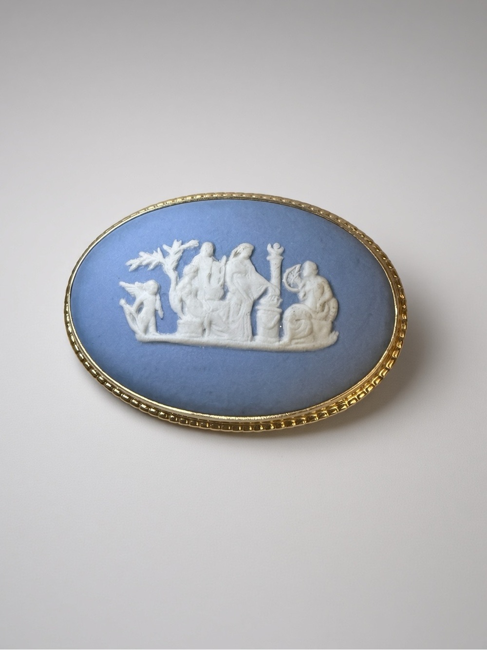 ICONIC Wedgwood Blue Jasperware Oval Cameo Brooch Gold Frame Made in England